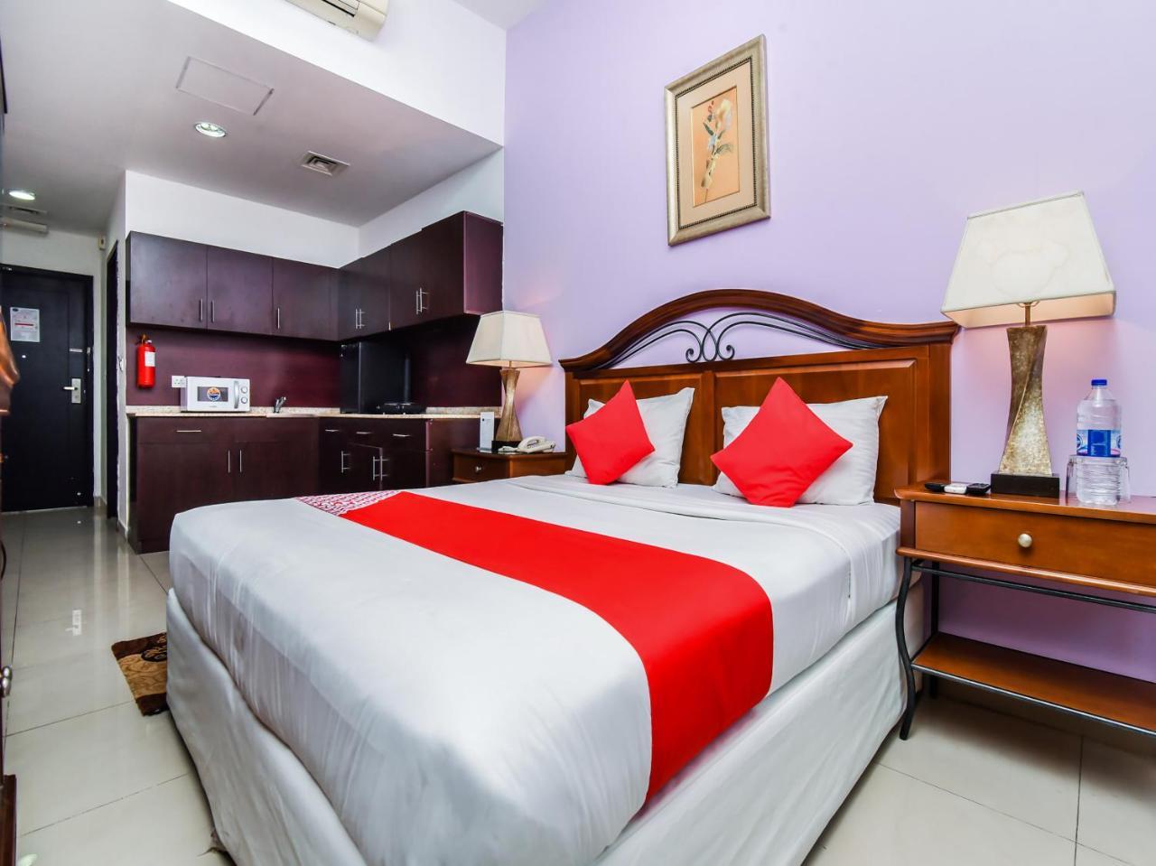 Oyo 138 Empire Hotel Apartments Dubái Exterior foto